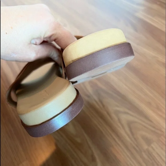 MADEWELL The Louisa Crisscross Slide In English Saddle - Picture 7 of 16